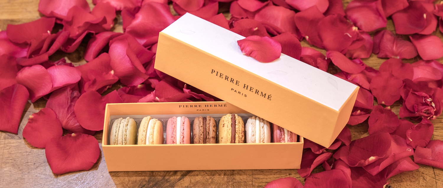 cadeau-pierre-herme-signature-macarons
