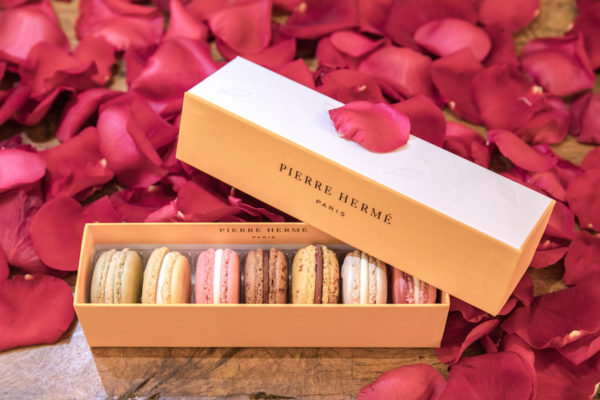 Coffret Signature Pierre Hermé 7 macarons
